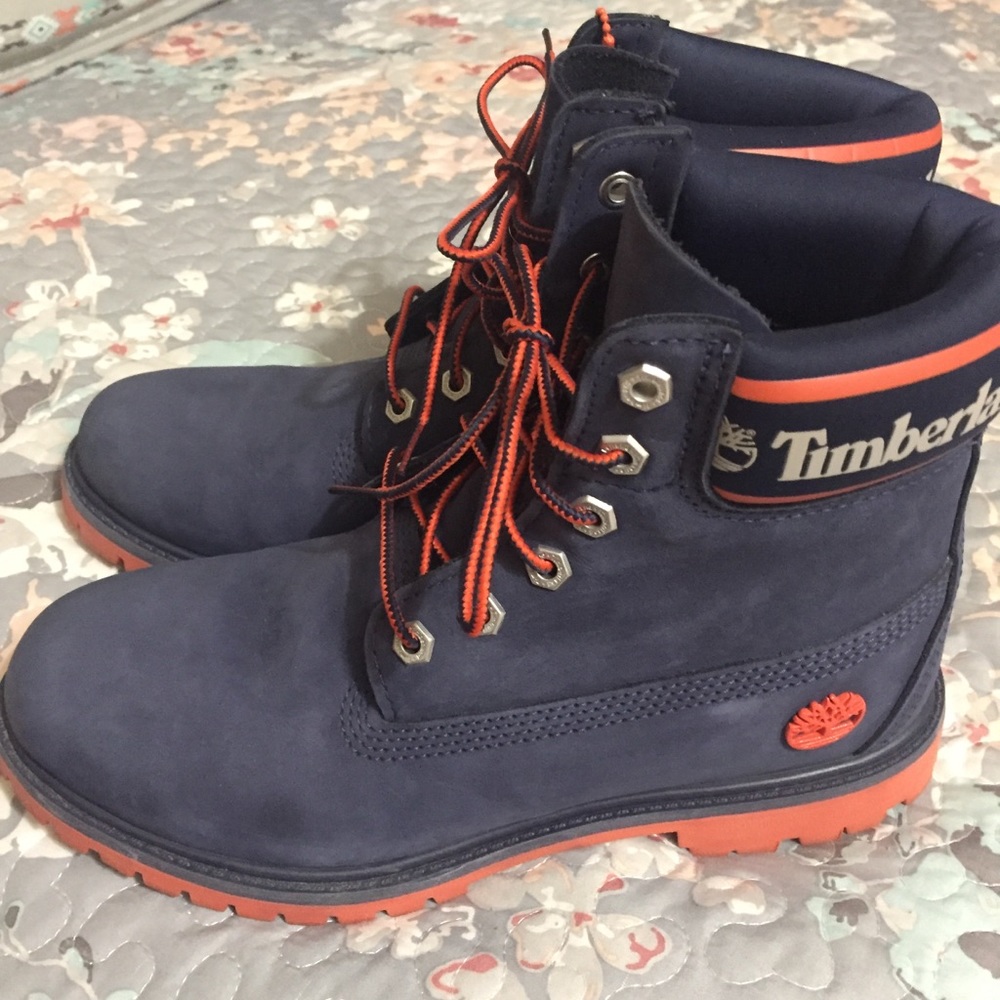 Timberland Boots! Blue leather, size 9 women’s